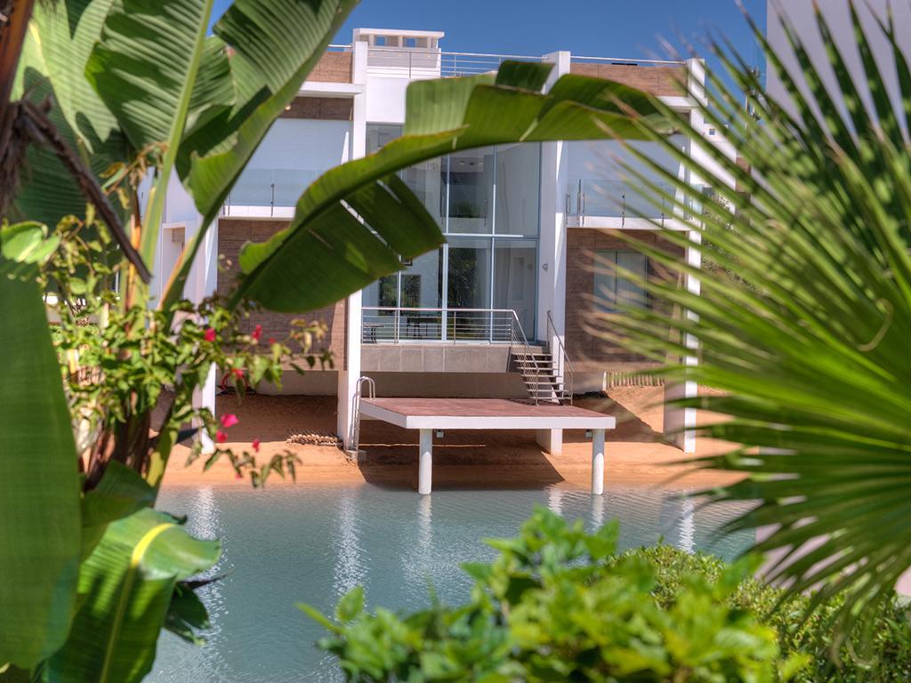 Eden Island Villa - Bouznika Phòng bức ảnh